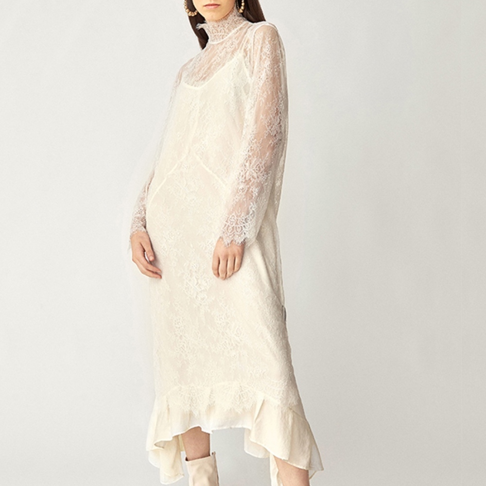 Vuo White Lace Dress